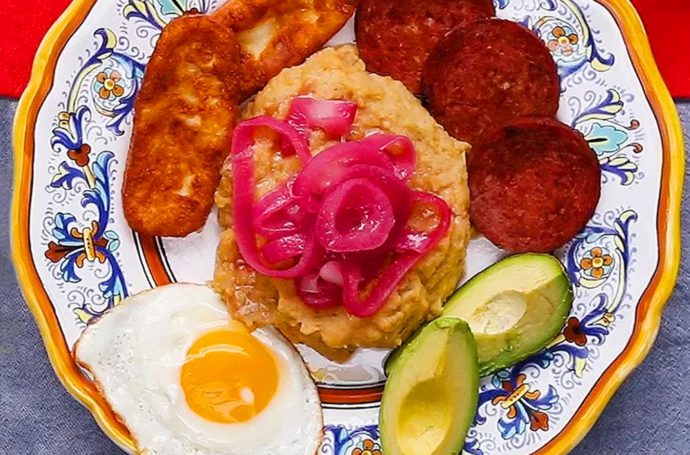 Breakfast at El Canelo Horse Club Bar and Grill